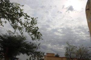 Kayes : Une fine pluie hors saison surprend la ville et ses environs