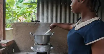 Société : Vif sur le quotidien des femmes entre foyer et travail