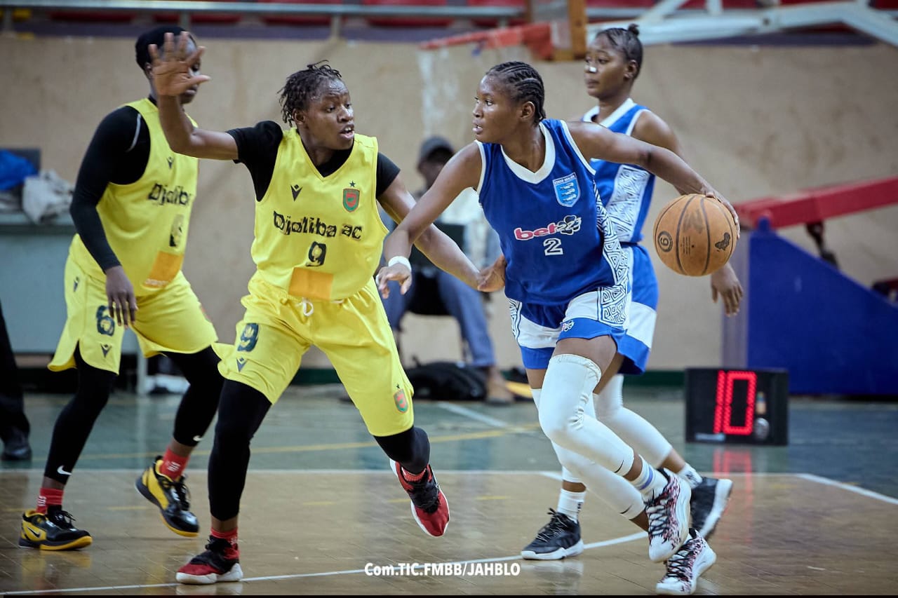 3ème journée du Championnat national de basketball : Victoire du Djoliba AC dames  sur le Stade Malien