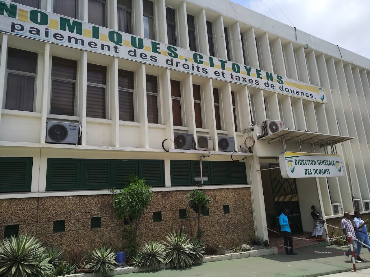 Douanes : La Côte d’Ivoire suspend le visa pour les marchandises destinées au Mali et au Burkina Faso