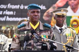 Funérailles nationales : Le PM rend hommage au Général Sadio Camara et appelle à l’unité nationale