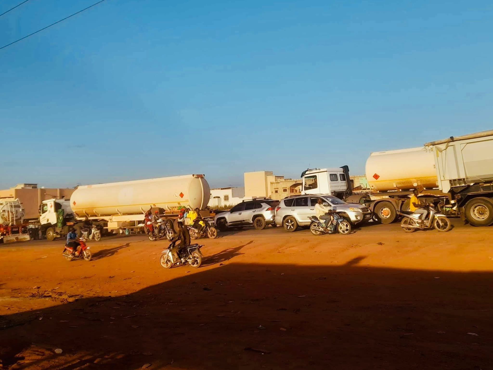 Approvisionnement : Plus de 830 camions- citernes sont actuellement en cours de réception