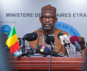 Le ministre Abdoulaye Diop au corps diplomatique : « Aucun dialogue n’est envisagé avec les groupes armés terroristes »