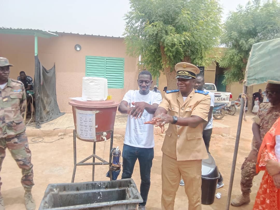 Tenenkou : Célébration de la journée du lavage des mains couplée à une campagne de don de sang