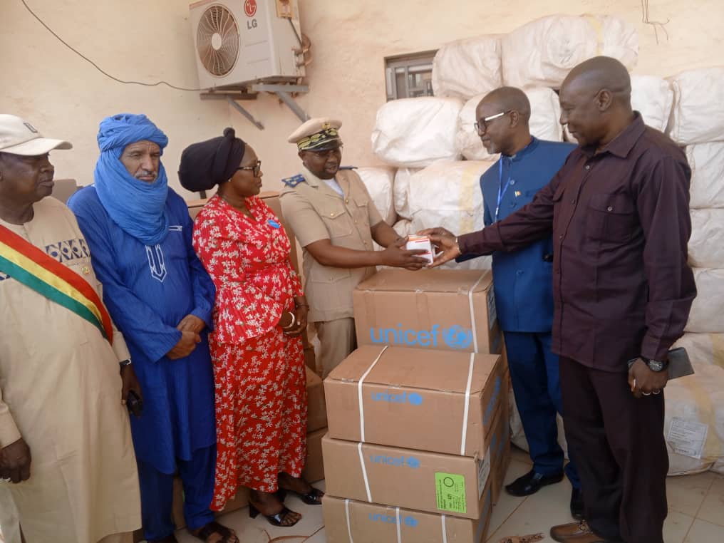 Mopti : Remise officielle des kits d’urgence sanitaire de 20 millions de francs CFA par l’UNICEF, ce mardi