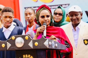 Bamako : Oumou Sall Seck sensibilise les jeunes à la vigilance et à la citoyenneté