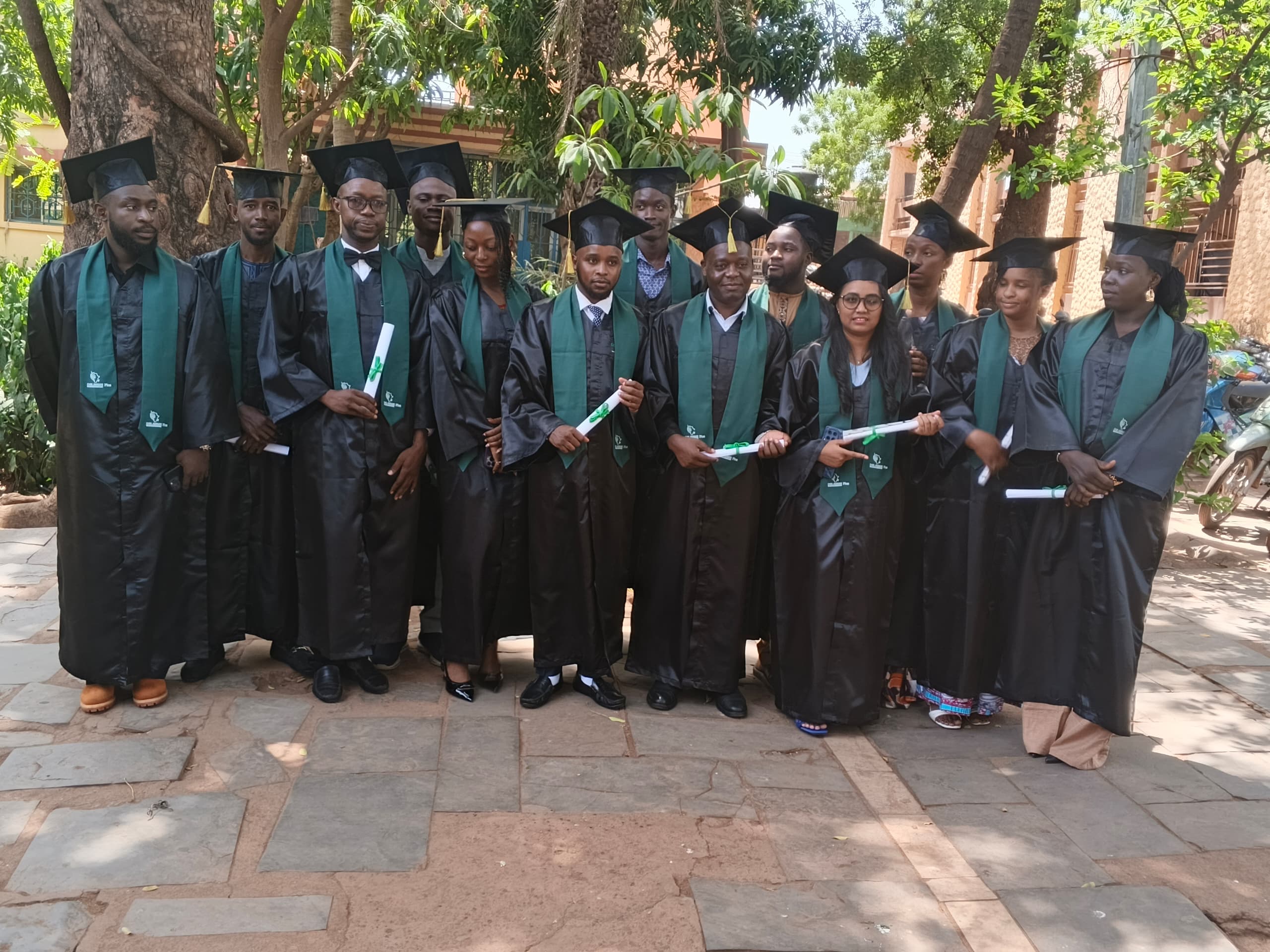 Résistance aux antimicrobiens : l&rsquo;USTTB célèbre la première cohorte africaine du Master DELGEME Plus