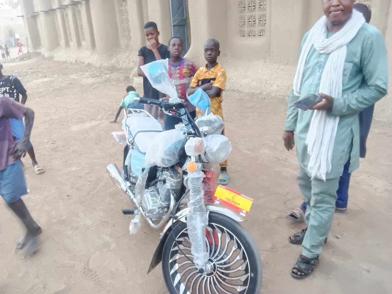 Concours « missi » de Tenenkou : une moto neuve pour le premier et des récompenses en espèces pour les autres lauréats
