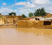 Kangaba : Une forte pluie accompagnée de vents violents fait des dégâts à Tinfra
