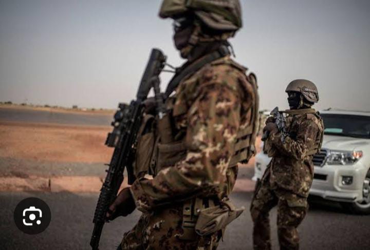 Kidal : les FAMa détruisent une base de la coalition JNIM/FLA