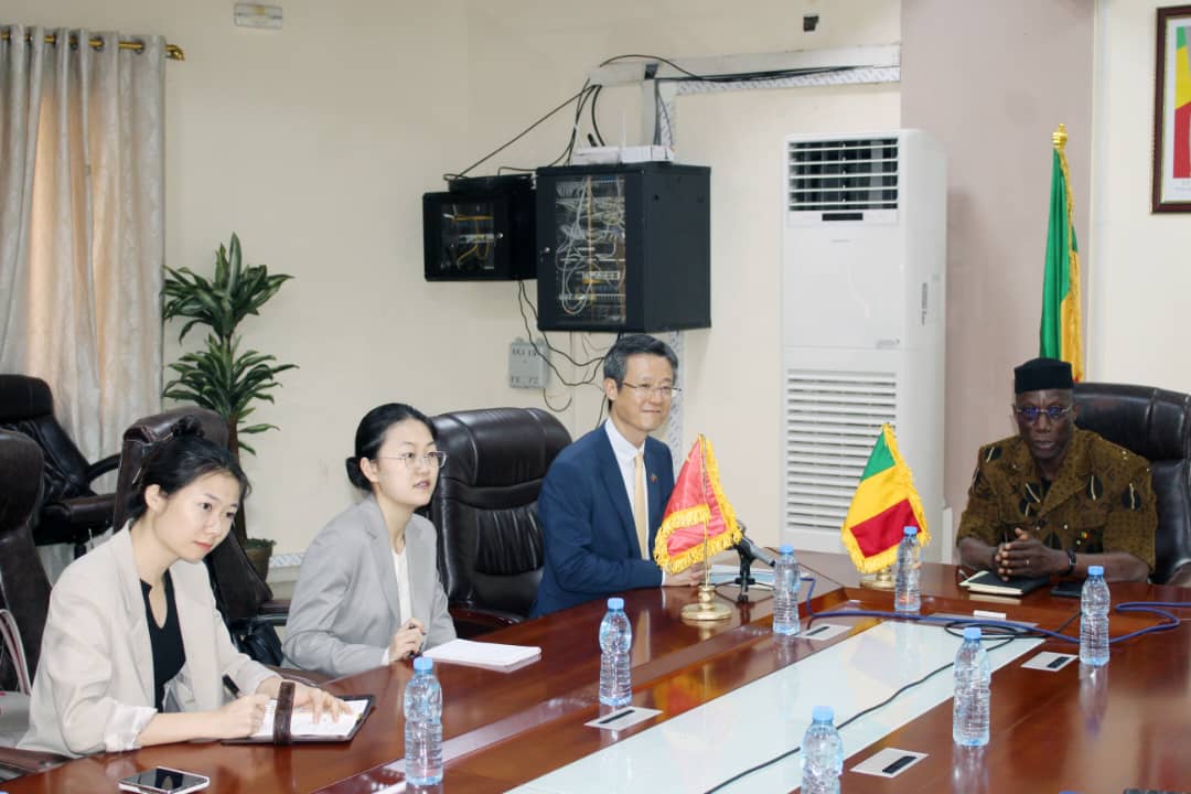 Régulation des médias : La HAC souhaite bénéficier de l’expérience chinoise