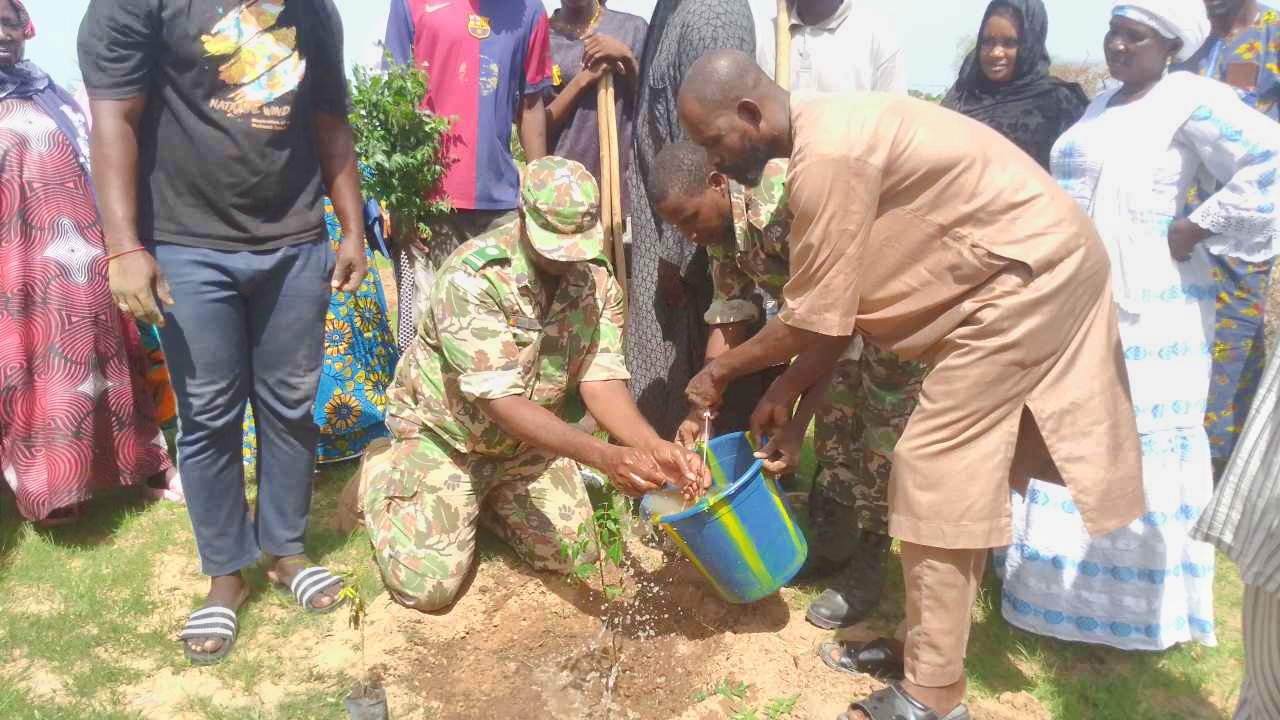 Nioro du Sahel : La FBVIM lance sa campagne de reboisement