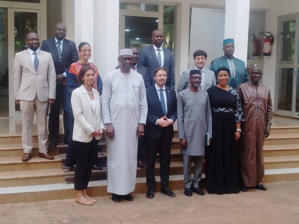 Coopération Mali–Royaume-Uni : Abdoulaye Diop reçoit la directrice Afrique du FCDO