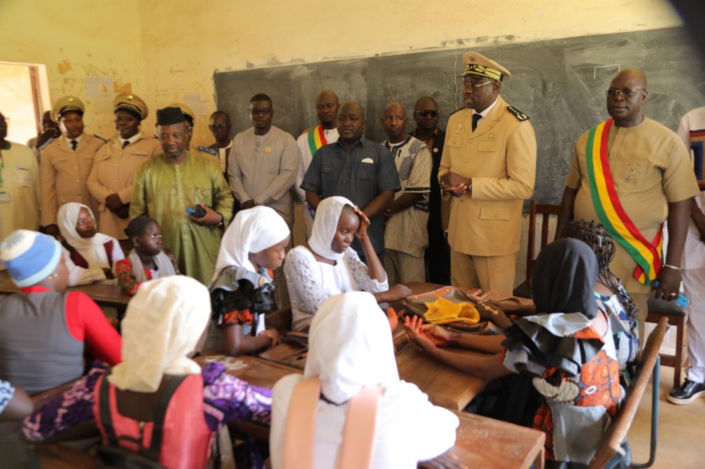 Ouélessébougou : le gouverneur de Bougouni lance l’année scolaire 2026-2027