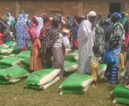Macina : 50 tonnes de riz pour soutenir 500 ménages déplacés