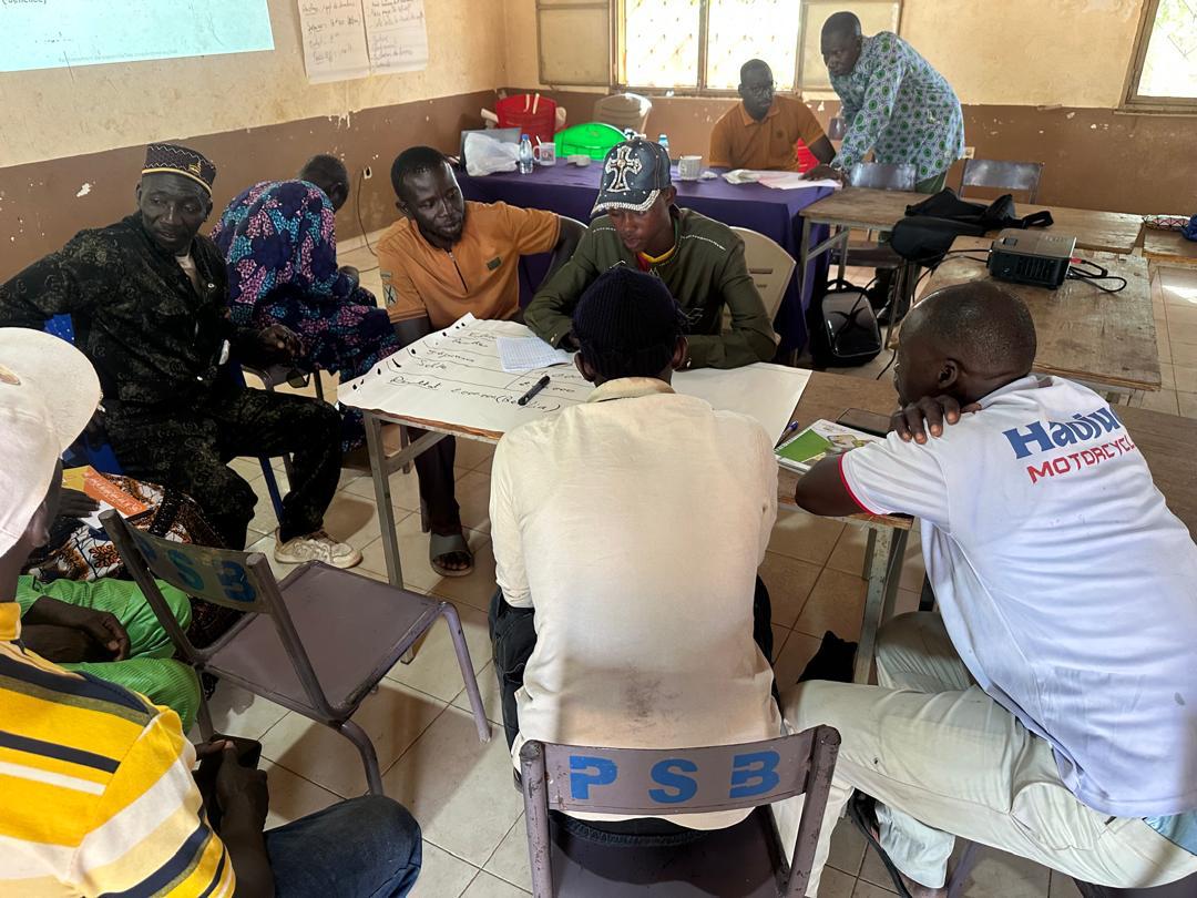 Administration et gestion des sociétés coopératives.   responsables des coopératives d’orpailleurs du cercle de Kangaba, axée sur
